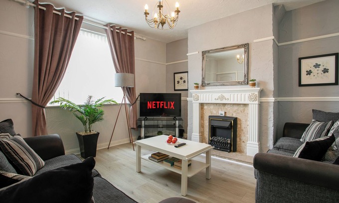 Thurnscoe Casa | Manvers House, Rotherham for Contractors and families (hosted by Emu-J Stays)