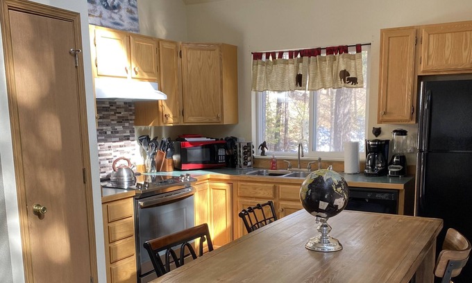 Kalispell Cabina | Many Lakes-Glacier Hideaway Cabin in the woods is the perfect Montana getaway!