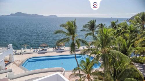 Las Hadas Apartamento | Manzanillo Apartment with Unbeatable Views 3 Bedrooms