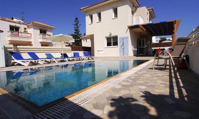 Protaras Villa | Maouris Villa