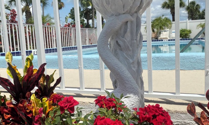 Kissimmee Casa | Maple Leaf Inn & Suites