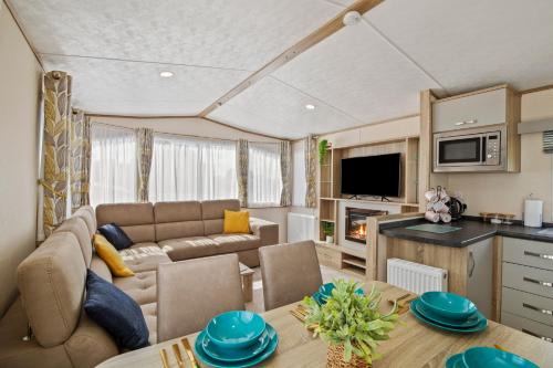 Begelly Cabina | Maple - Near Folly Farm Cosy Retreat