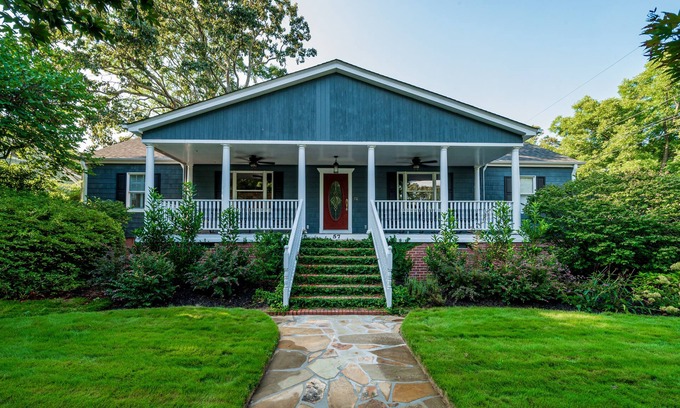 Greenville - Spartanburg Casa | Maple Sanctuary-Monthly Rental 3 Miles to Downtown