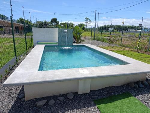 Parrita Casa | Maracuyá Garden Stanza 2
