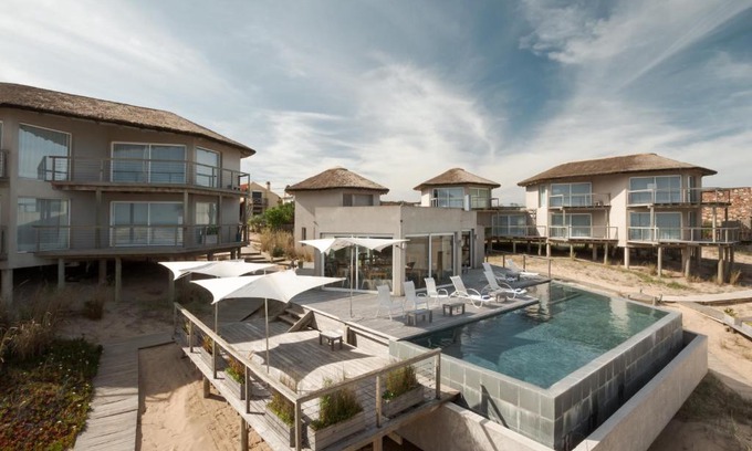 Punta del Diablo Hotel | MarAdentro Apart Hotel & Suites