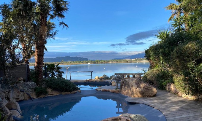 Porto-Vecchio Casa | Maranatha, Location de Villas pieds dans l'eau