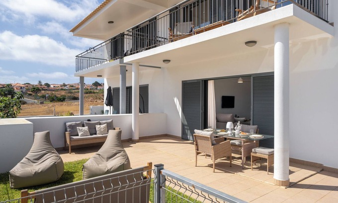 Campo de Baixo Casa | MarAnteMar – Refuge between Sea and Tranquillity