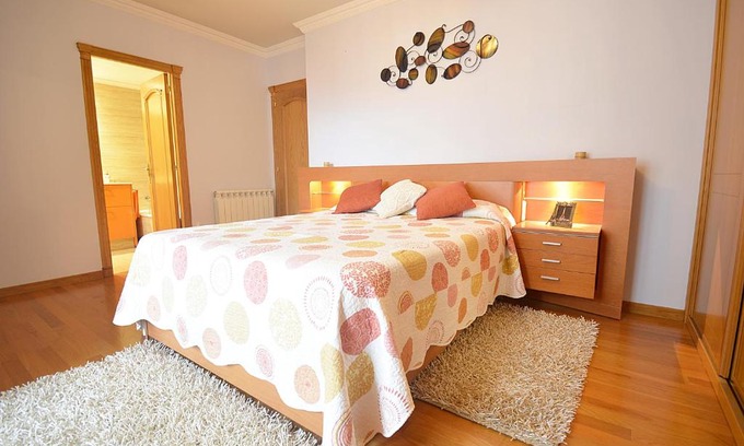 Vilagarcía de Arousa Apartamento | Maravilloso piso con parking en Plaza de Galicia