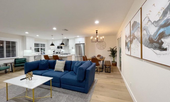 Sunnyvale Casa | @ Marbella Lane – Contemporary Sophisticated Home