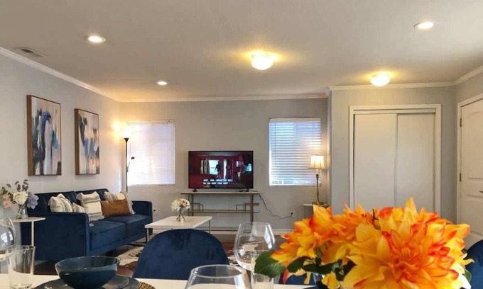 Willow Glen Casa | @ Marbella Lane - Elegant Home in SJ