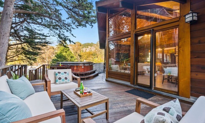 Vallemar Casa | @ Marbella Lane - Rejuvenating Coastal Oasis