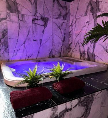 La Valette-du-Var Apartamento | Marbella Logement privatif -Jacuzzi-Sauna