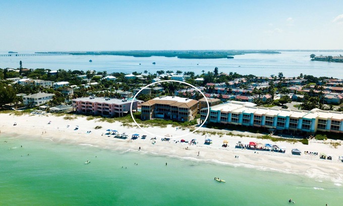 Bradenton Beach Hotel | Marbella Villa 02 - 1715312