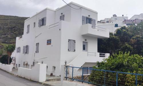 Merichas Apartamento | Marbil Irida