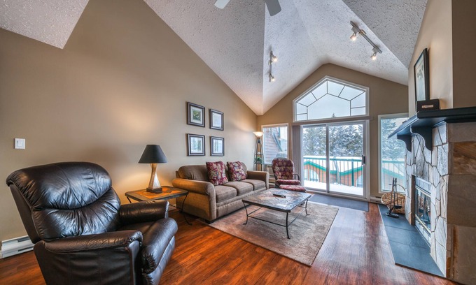 East Kootenay Casa | Marble Canyon 2 Bedroom Loft Condo: Unit 606P1
