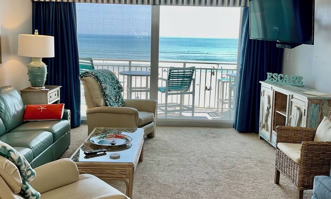 New Smyrna Beach Condominio | March 1, 2026 through March 27, 2026 STILL AVAILABLE COME ON DOWN