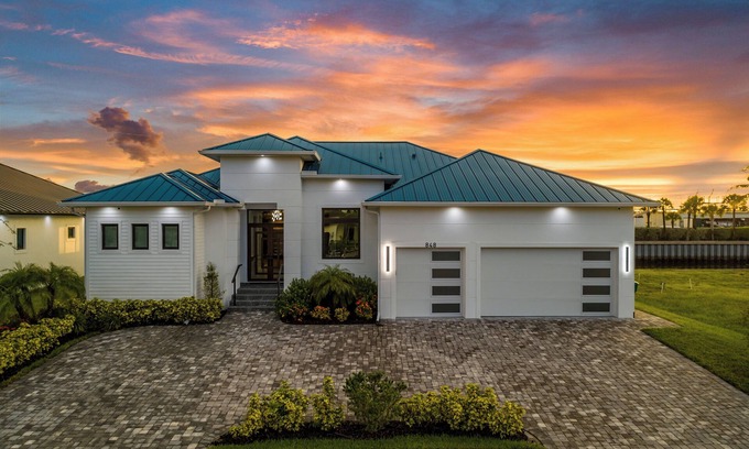 Marco Island Casa | Marco Premium Escape – A Waterfront Masterpiece of Coastal Elegance