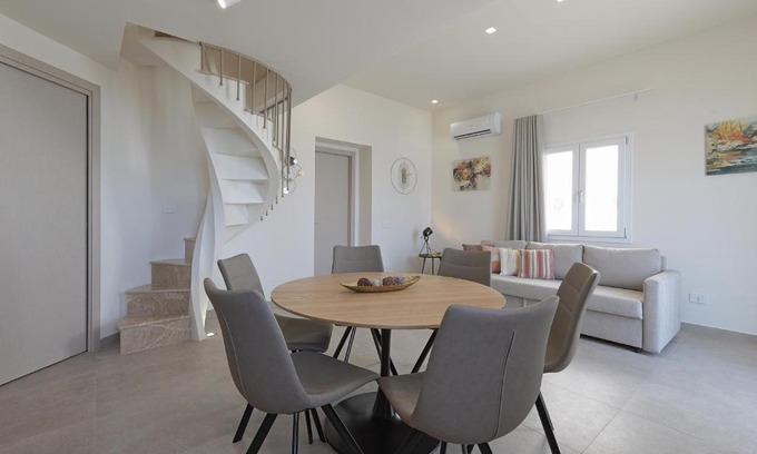 San Leone Casa | Mareli Suites