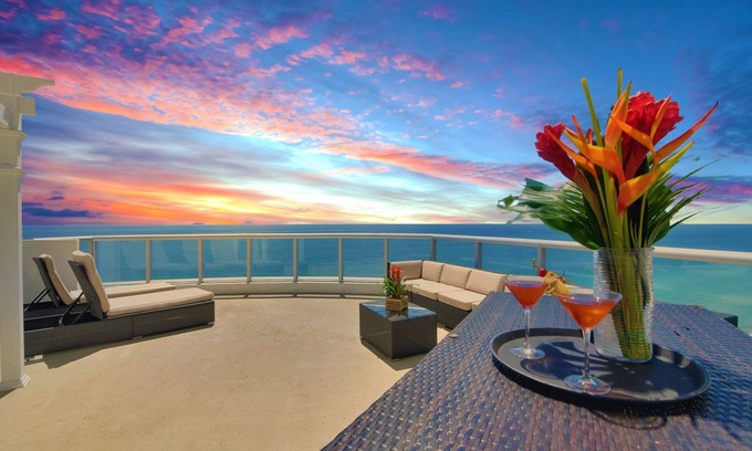 Sunny Isles Beach Complejo | Marenas Beach Resort