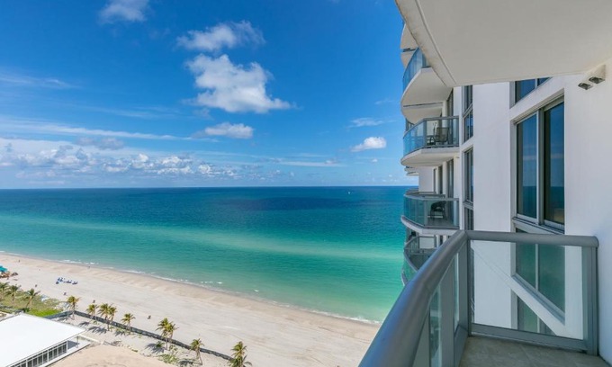 Sunny Isles Beach Apartamento | Marenas Beach Resort Private Luxury Suites