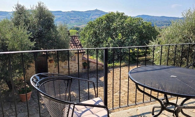 Cessole Casa | MARENCO LANGHE COUNTRY HOUSE Barbera | with pool, garden, view, wi-fi