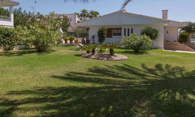 Muro Chalet De Esquí | MARGARITA · Aircon, wifi, terrace, garden, 150m from the beach