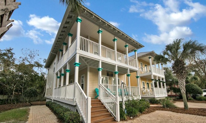 Santa Rosa Beach Casa | Margarita Sunrise - Easy beach access on 30A 2 pools