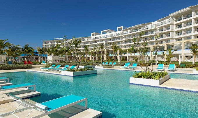 Punta Cana Complejo | Margaritaville Island Reserve Cap Cana Wave - A Karisma All-Inclusive Experience for All