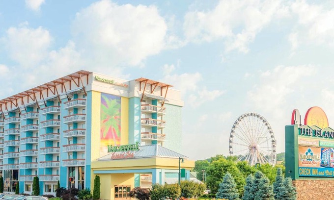 Pigeon Forge Hotel | Margaritaville Island Inn