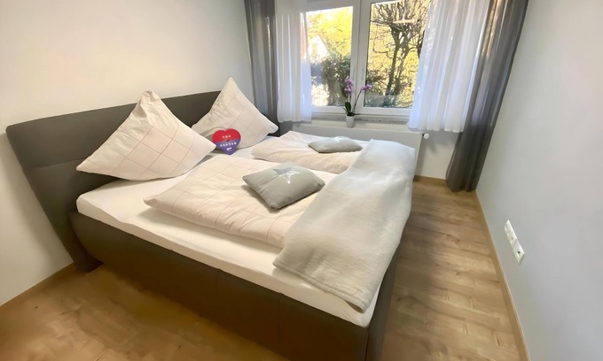 Isenburg Apartamento | Maria Isenburg House | Rhine-Westerwald Nature Park