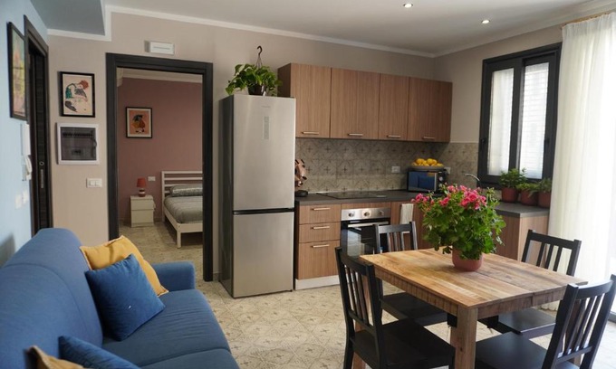 Altavilla Milicia Casa | Maria's Home