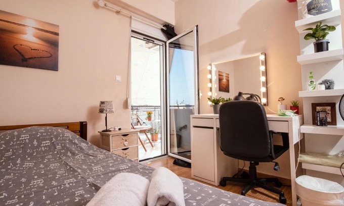 Spata-Artemida Casa | Maria's room