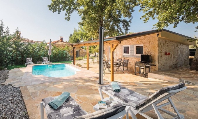 Buici Villa | MariAna / Holiday House MariAna with prvate Pool and garden