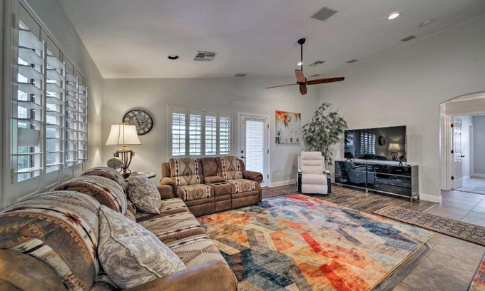 Maricopa Casa | Maricopa Retreat with Private Patio and Community Pool
