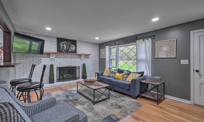 Marietta Casa | Marietta Family House w/ Game Room & Yard!