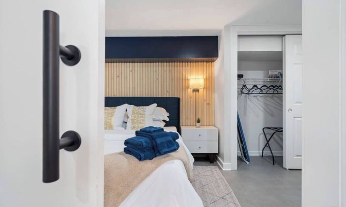 Marietta Apartamento | Marietta Square Suites - Suite2 - Modern Apartment
