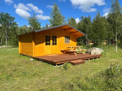 Laane-Nigula Parish Casa | Marika Puhkeküla - Nurgatalu Öömaja "shared bathroom"