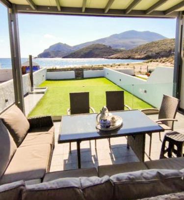Aspous Casa | Marilous House - Skyros Beachfront Getaway