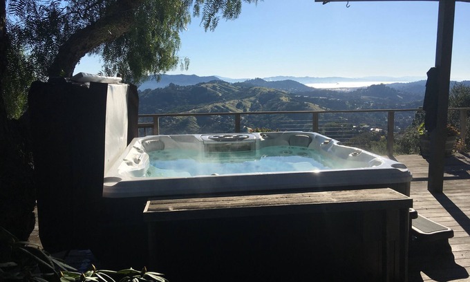 San Anselmo Casa | SF Bay Area; Impresionantes vistas, alquiler de verano