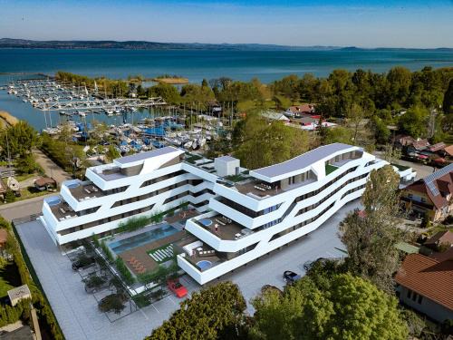 Balatonszemes Apartamento | Marina Apartman Hotel