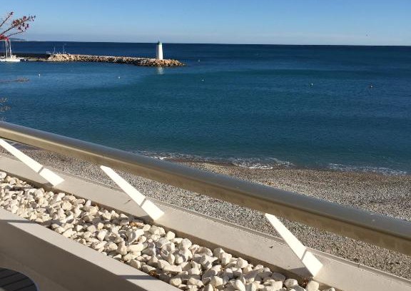 Villeneuve Loubet Beach Apartamento | Marina Riviera Sea View and Beach