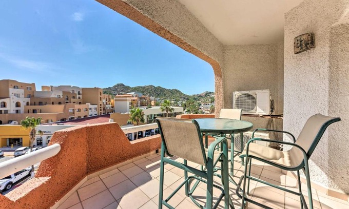 Centro Apartamento | Marina View Cabo San Lucas Condo Less Than 1 Mile to Beach