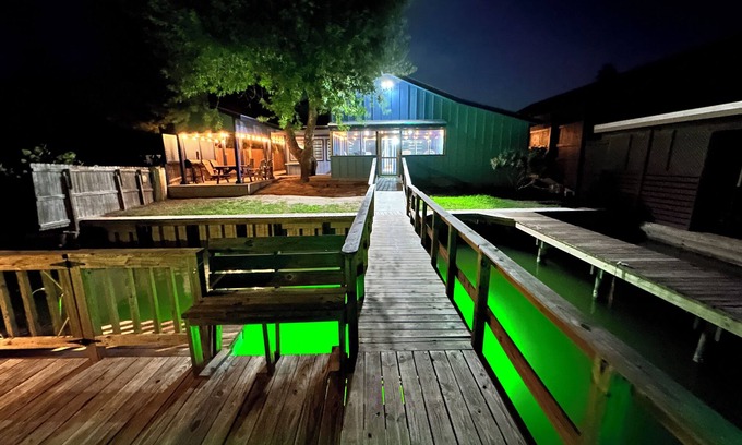 Arroyo City Cabina | Marina’s Cozy Cottage. Family friendly with cold AC in summer and warm winters!