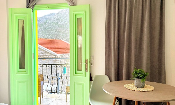 Pedi Condominio | Marine's Apartments