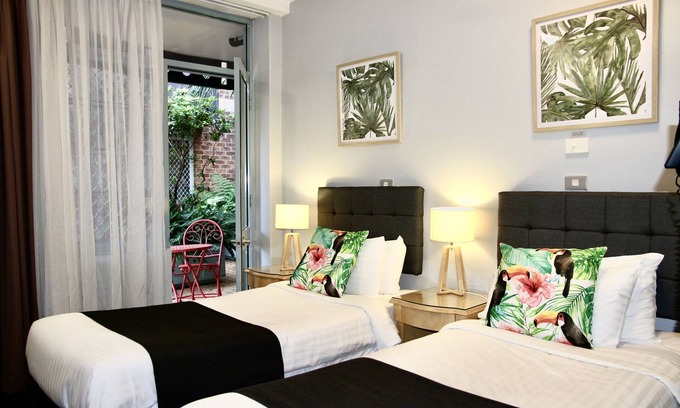 Woolloomooloo Hotel | Mariners Court Hotel Sydney
