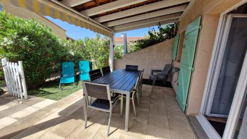 Saint-Cyprien Plage Casa | MARINES DU ROUSSILLON Villa en duplex très calme en résidence privée avec piscine - M65