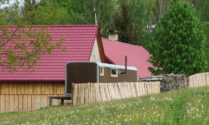 Pobezovice Otro | Maringotka na samotě na kozí farmě