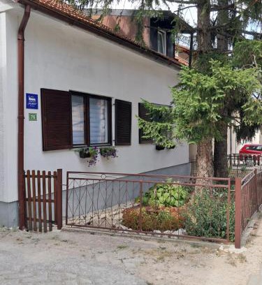 Mali Radic Apartamento | Mario