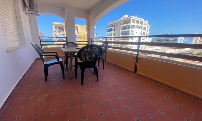 Playa de Xeraco Apartamento | Maripatri esc.1 3º Solo Familias