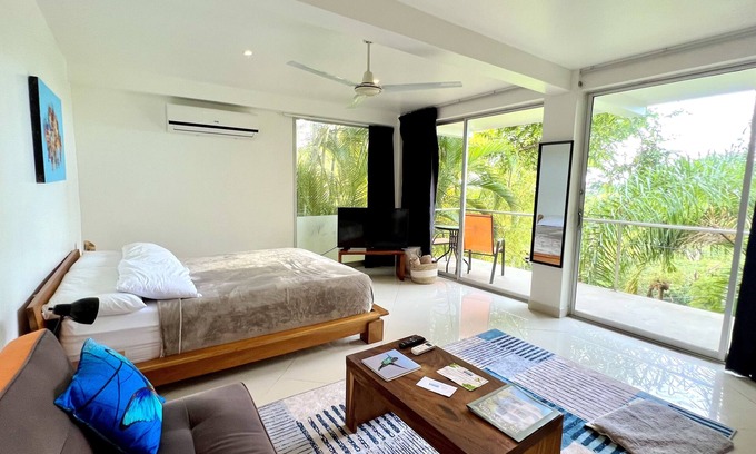Valle Pura Vida Apartamento | Mariposa: 1BR Apartment in Villa Mar y Sol - Tranquility & Wildlife!